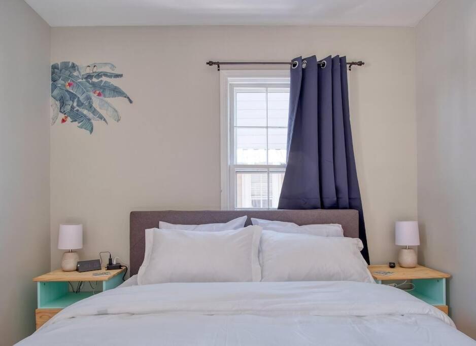 Close To Butler Uni, Cozy Home,firepit,free Parking
